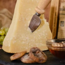 Vendita Parmigiano Reggiano 24 mesi